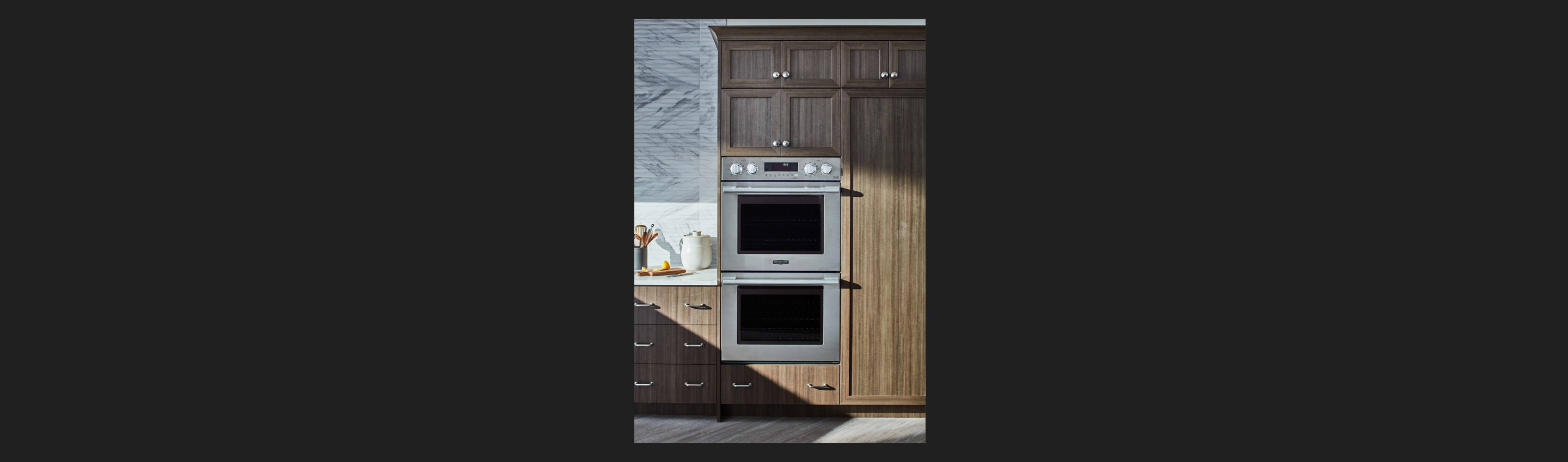 30" Double Wall Oven Signature Kitchen Suite